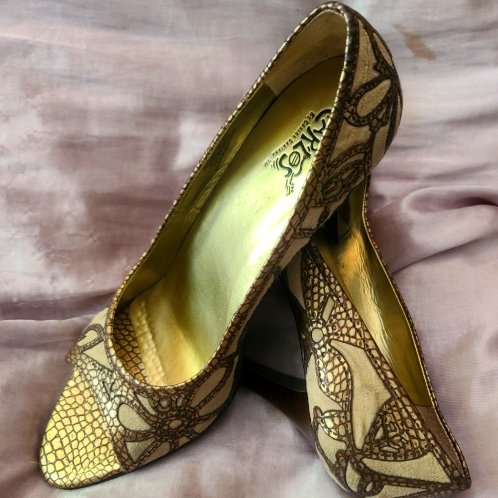 Carlos Santana Brown Heels